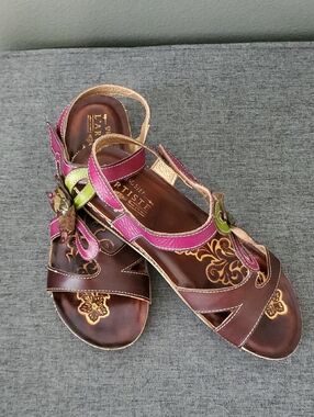 L'ATISTE Brown, Pink & Green Floral Leather Sandals